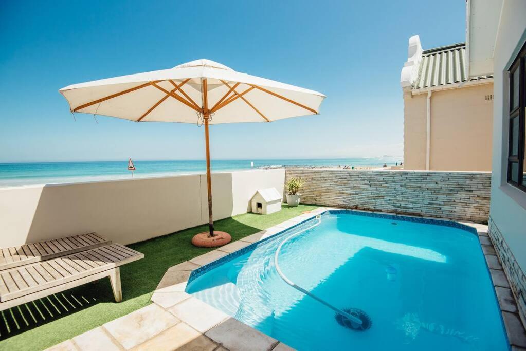 Living Melkbosstrand *